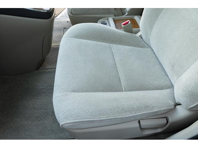 アルファードＶ ＭＺ　後期モデル　新品タイヤ　両側パワスラ　ストラーダメモリーナビ　フルセグ　ＤＶＤ　バックカメラ　スマートエントリー　クルーズコントロール　ＡＦＳ　ＥＴＣ　ヘッドランプレンズクリア再塗装（26枚目）