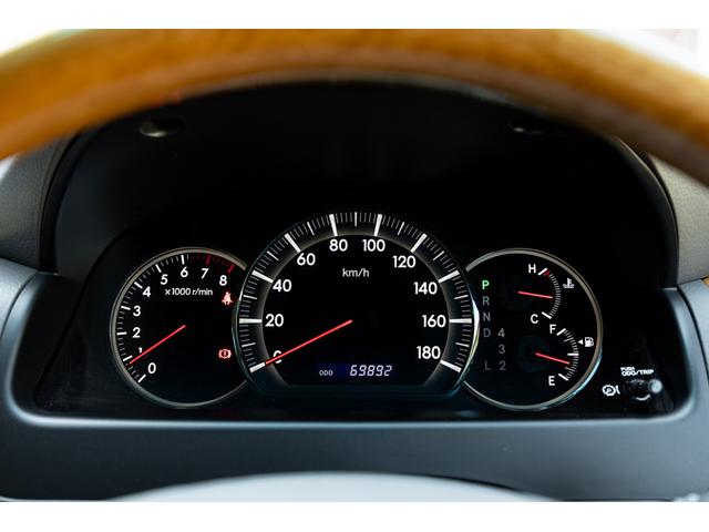 アルファードＶ ＭＺ　後期モデル　新品タイヤ　両側パワスラ　ストラーダメモリーナビ　フルセグ　ＤＶＤ　バックカメラ　スマートエントリー　クルーズコントロール　ＡＦＳ　ＥＴＣ　ヘッドランプレンズクリア再塗装（31枚目）