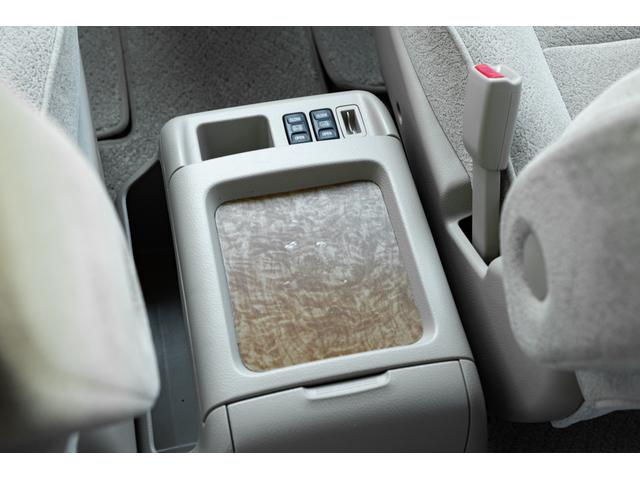 アルファードＶ ＭＺ　後期モデル　新品タイヤ　両側パワスラ　ストラーダメモリーナビ　フルセグ　ＤＶＤ　バックカメラ　スマートエントリー　クルーズコントロール　ＡＦＳ　ＥＴＣ　ヘッドランプレンズクリア再塗装（40枚目）