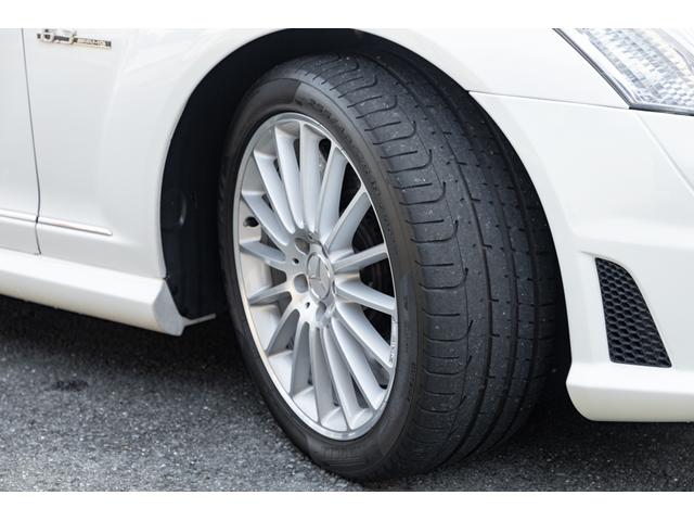 Sクラス S63 AMGロング 特別外装色ミスティックホワイト(パール) 左ハンドル 前期最終 記録簿12枚 キーレスゴー IWC ハーマンカードン パワートランク クロージングサポート ガラススライディングリーフ 全席パワーシート(21枚目)