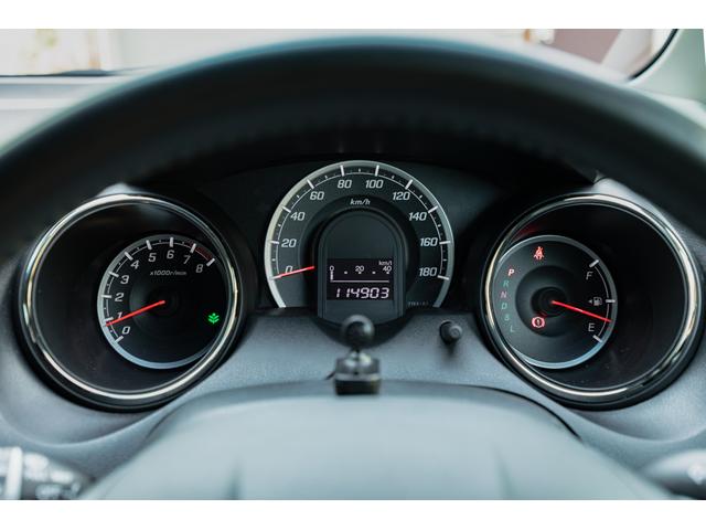 フィット 15XH ファインスタイル GE8最終モデル特別仕様車15XHファインスタイル!記録簿9枚・メモリナビ・Bカメラ・地デジ・HID・無限サス・専用15インチAW・専用メッキグリル&リアガーニッシュ・専用ブラウン内装・新品シフトノブ(27枚目)