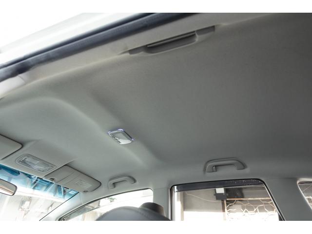 フィット 15XH ファインスタイル GE8最終モデル特別仕様車15XHファインスタイル!記録簿9枚・メモリナビ・Bカメラ・地デジ・HID・無限サス・専用15インチAW・専用メッキグリル&リアガーニッシュ・専用ブラウン内装・新品シフトノブ(37枚目)