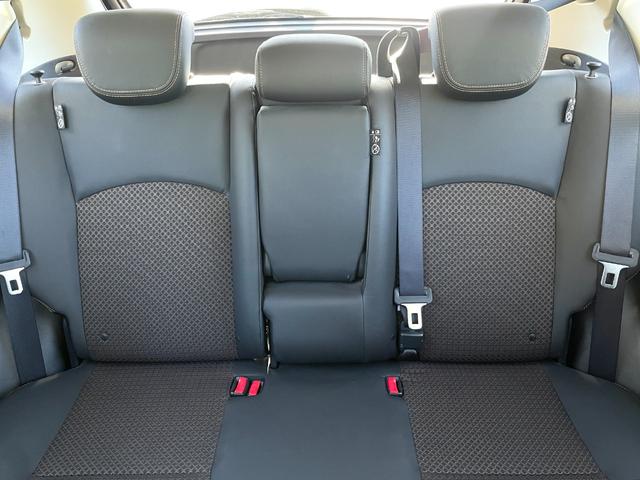 ノート メダリスト　エマージェンシーブレーキパッケージ　★禁煙車★純正ナビ★全方位カメラ★スーパーチャージャー★衝突軽減システム★フルセグＴＶ★ＥＴＣ★Ｂｌｕｅｔｏｏｔｈ★ＬＥＤヘッドライト★レーンアシスト★スマートキー★コーナーセンサー★車検整備付（11枚目）