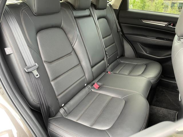 ＣＸ－５ ＸＤ　Ｌパッケージ　★禁煙車★黒革シート★純正ナビ★全方位カメラ★ＣＤ・ＤＶＤ・フルセグＴＶ★衝突軽減システム★ブラインドスポットモニター★ＡＣＣ★全席シートヒーター★ステアヒーター★パワーバックドア★コーナーセンサー★（10枚目）