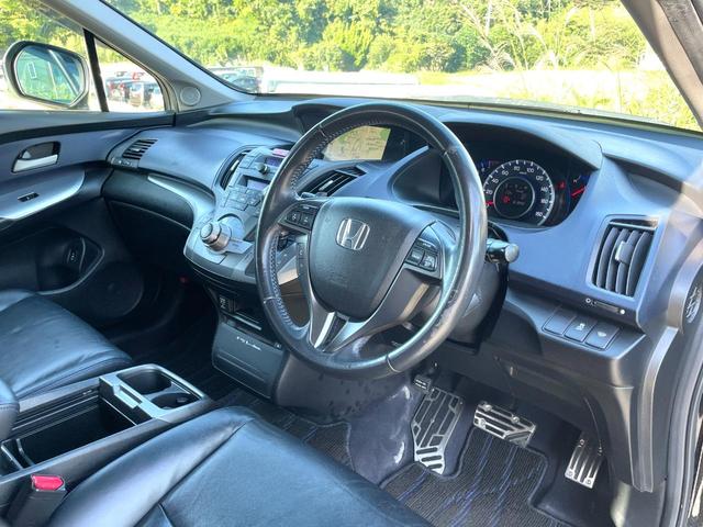 オデッセイ アブソルート ★禁煙車★純正ナビTV★後席モニター★バックカメラ★黒革シート★クルーズコントロール★シートヒーター★ETC★ドラレコ★パドルシフト★HIDヘッドライト★スマートキー2個★ユーザー買取車★車検整備付★(7枚目)