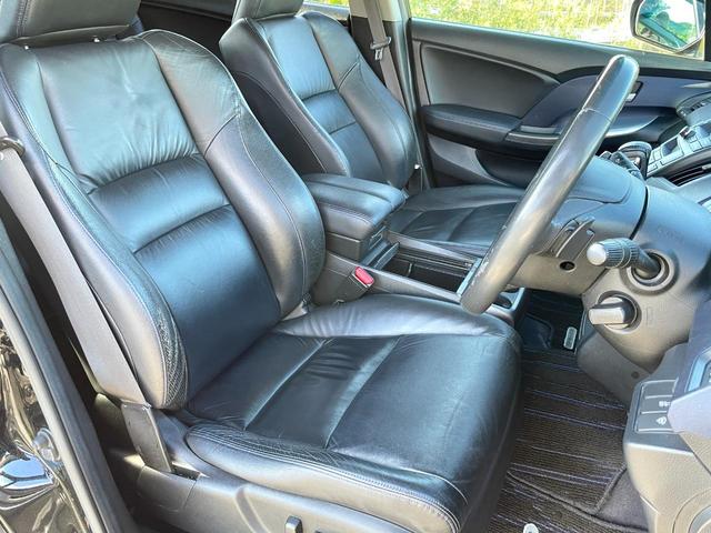 オデッセイ アブソルート ★禁煙車★純正ナビTV★後席モニター★バックカメラ★黒革シート★クルーズコントロール★シートヒーター★ETC★ドラレコ★パドルシフト★HIDヘッドライト★スマートキー2個★ユーザー買取車★車検整備付★(8枚目)
