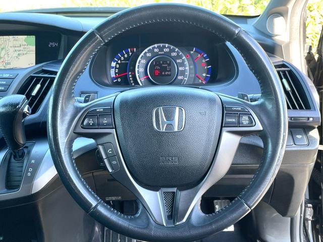 オデッセイ アブソルート ★禁煙車★純正ナビTV★後席モニター★バックカメラ★黒革シート★クルーズコントロール★シートヒーター★ETC★ドラレコ★パドルシフト★HIDヘッドライト★スマートキー2個★ユーザー買取車★車検整備付★(20枚目)