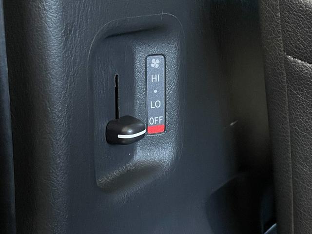 TOYOTA REGIUS ACE VAN LONG SUPER GL