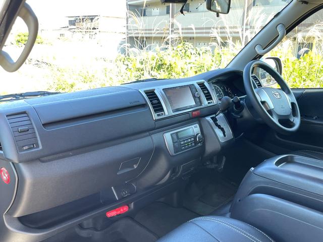 TOYOTA REGIUS ACE VAN LONG SUPER GL