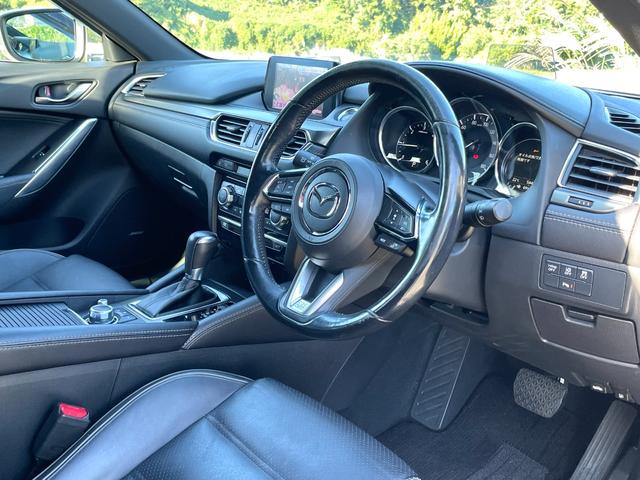 アテンザワゴン XD Lパッケージ ★禁煙車★純正ナビ★フルセグTV★バックカメラ★衝突軽減ブレーキ★レーダークルーズコントロール★黒革シート★ETC★USB★BSM★HUD★LED★BOSEサウンド★シートヒーター★車検整備付★(9枚目)