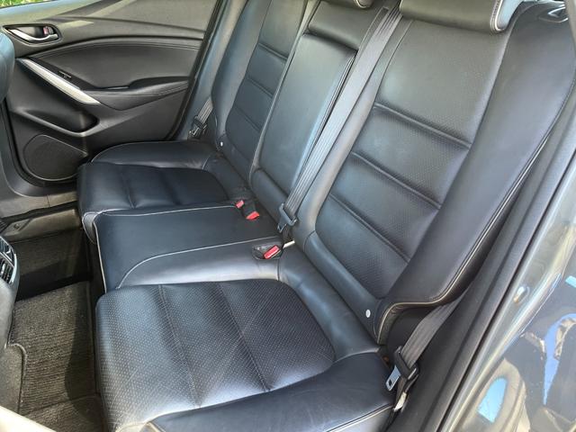 アテンザワゴン XD Lパッケージ ★禁煙車★純正ナビ★フルセグTV★バックカメラ★衝突軽減ブレーキ★レーダークルーズコントロール★黒革シート★ETC★USB★BSM★HUD★LED★BOSEサウンド★シートヒーター★車検整備付★(34枚目)