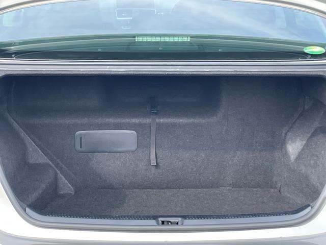 HS HS250h バージョンI ★禁煙車★ワンオーナー★黒革シート★レーダークルコン★衝突軽減システム★純正ナビ★バックカメラ★ETC★ドラレコ★HUD★LEDヘッドライト★シートヒーター・ベンチレーション★Bluetooth★(12枚目)