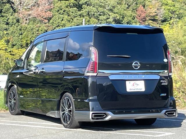 セレナ ライダー　オーテック３０ｔｈアニバーサリー　★禁煙車★純正ナビ★フルセグＴＶ★両側電動スライドドア★エマージェンシーブレーキ★プロパイロット★アラウンドビューモニター★白革シート★後席モニター★ＥＴＣ★ＡＡＣ★ユーザー買取車★車検整備付★（5枚目）