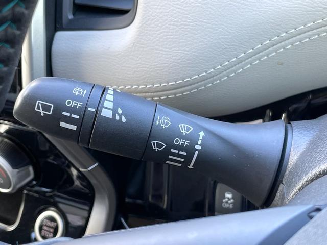 セレナ ライダー　オーテック３０ｔｈアニバーサリー　★禁煙車★純正ナビ★フルセグＴＶ★両側電動スライドドア★エマージェンシーブレーキ★プロパイロット★アラウンドビューモニター★白革シート★後席モニター★ＥＴＣ★ＡＡＣ★ユーザー買取車★車検整備付★（31枚目）