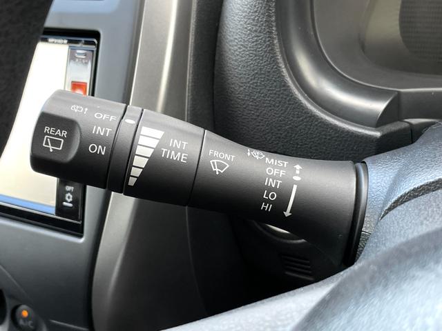 マーチ Ｘ　Ｖセレクション　★禁煙車★純正ナビ★フルセグＴＶ★ＥＴＣ★ドライブレコーダー★アイドリングストップ★Ｂｌｕｅｔｏｏｔｈ★ＵＳＢ★ＣＤ／ＤＶＤ再生可★横滑り防止★スペアキー２つ★ユーザー買取車★点検整備付★（23枚目）