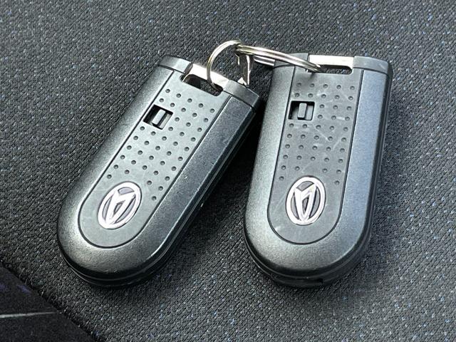 タント カスタムＸ　ＳＡＩＩＩ　禁煙車　社外ナビＴＶ　バックカメラ　パワースライドドア　衝突軽減システム　レーンキープ　シートヒーター　ＬＥＤヘッドライト　ＥＴＣ　スマートキー２個　ＵＳＢ接続可　ユーザー買取車　点検整備付き（24枚目）