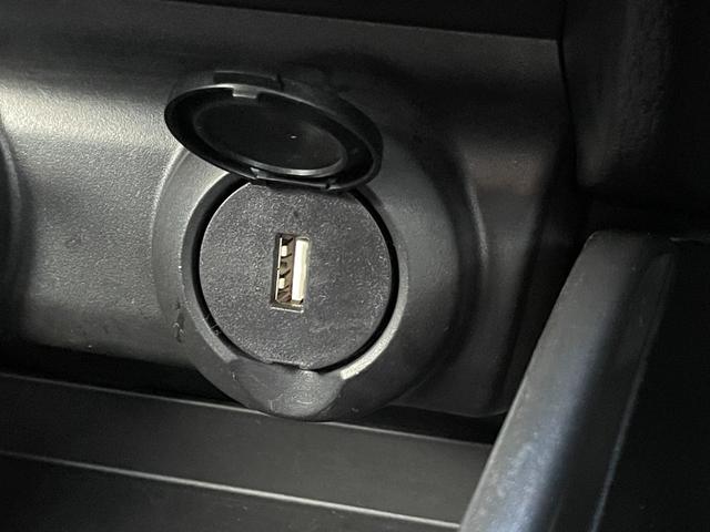 スイフト ＲＳｔ　禁煙　ターボ　純正８インチナビ　全周囲カメラ　衝突軽減システム　ＥＴＣ　フルセグ　ドラレコ　レーンキープ　レーダークルーズコントロール　Ｂｌｕｅｔｏｏｔｈ　スマートキー２個　ワンオーナー　ユーザー買取（25枚目）