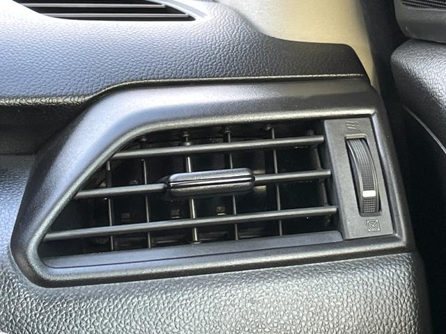 スイフト ＲＳｔ　禁煙　ターボ　純正８インチナビ　全周囲カメラ　衝突軽減システム　ＥＴＣ　フルセグ　ドラレコ　レーンキープ　レーダークルーズコントロール　Ｂｌｕｅｔｏｏｔｈ　スマートキー２個　ワンオーナー　ユーザー買取（29枚目）