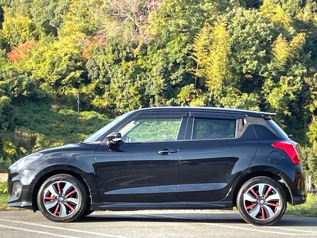 スイフト ＲＳｔ　禁煙　ターボ　純正８インチナビ　全周囲カメラ　衝突軽減システム　ＥＴＣ　フルセグ　ドラレコ　レーンキープ　レーダークルーズコントロール　Ｂｌｕｅｔｏｏｔｈ　スマートキー２個　ワンオーナー　ユーザー買取（33枚目）