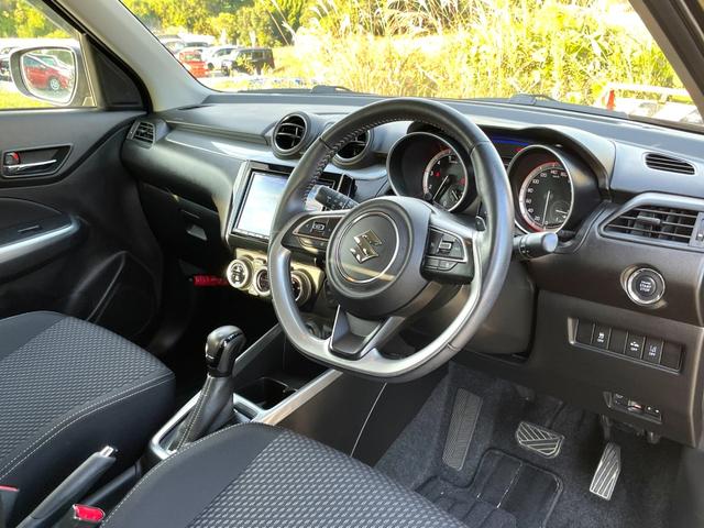 スイフト ＲＳｔ　禁煙　ターボ　純正８インチナビ　全周囲カメラ　衝突軽減システム　ＥＴＣ　フルセグ　ドラレコ　レーンキープ　レーダークルーズコントロール　Ｂｌｕｅｔｏｏｔｈ　スマートキー２個　ワンオーナー　ユーザー買取（37枚目）