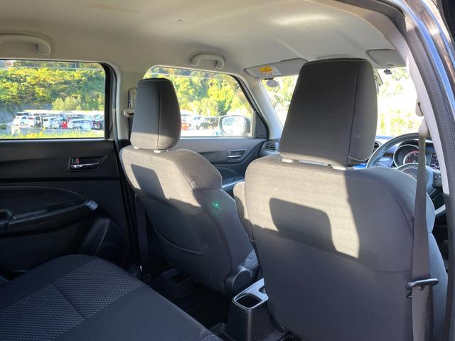 スイフト ＲＳｔ　禁煙　ターボ　純正８インチナビ　全周囲カメラ　衝突軽減システム　ＥＴＣ　フルセグ　ドラレコ　レーンキープ　レーダークルーズコントロール　Ｂｌｕｅｔｏｏｔｈ　スマートキー２個　ワンオーナー　ユーザー買取（39枚目）