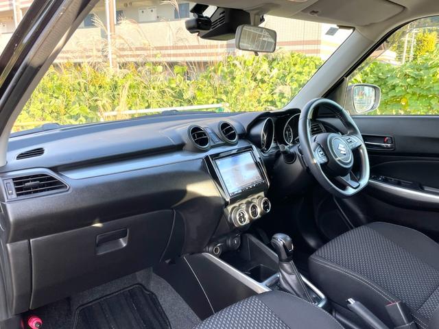 スイフト ＲＳｔ　禁煙　ターボ　純正８インチナビ　全周囲カメラ　衝突軽減システム　ＥＴＣ　フルセグ　ドラレコ　レーンキープ　レーダークルーズコントロール　Ｂｌｕｅｔｏｏｔｈ　スマートキー２個　ワンオーナー　ユーザー買取（40枚目）