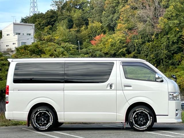 ハイエースバン スーパーＧＬ　５０ＴＨ　アニバーサリーリミテッド　禁煙車　ＦＬＥＸカスタム　後席モニター　ベッドキット　両側電動スライドドア　ワンオーナー　ＡＣ１００Ｖ電源　フルセグＴＶ　バックカメラ　ＥＴＣ　衝突軽減システム　ドラレコ　点検記録簿付　ユーザー買取車（39枚目）