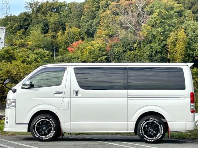 ハイエースバン スーパーＧＬ　５０ＴＨ　アニバーサリーリミテッド　禁煙車　ＦＬＥＸカスタム　後席モニター　ベッドキット　両側電動スライドドア　ワンオーナー　ＡＣ１００Ｖ電源　フルセグＴＶ　バックカメラ　ＥＴＣ　衝突軽減システム　ドラレコ　点検記録簿付　ユーザー買取車（40枚目）