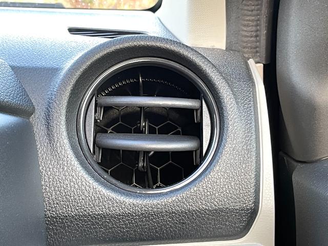 ミライース Ｘ　ＳＡＩＩＩ　禁煙車　スマートアシスト３　衝突軽減システム　レーンキープ　オートハイビーム　誤発進抑制　ＬＥＤヘッドライト　コーナーセンサー　ＥＴＣ　ドラレコ　キーレス　ＣＤ再生　ユーザー買取車　点検整備付（21枚目）