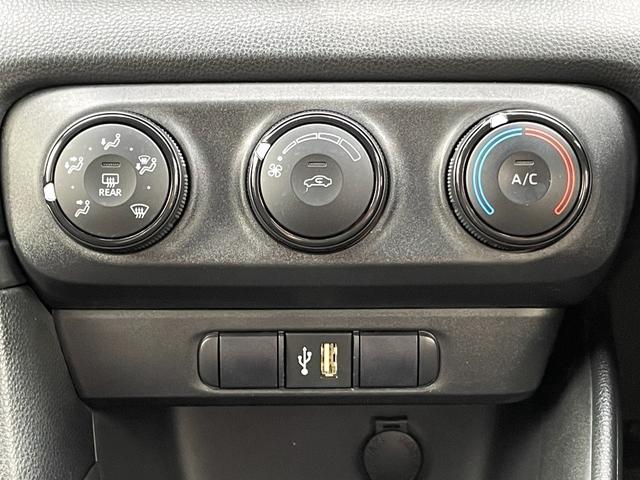 ヤリス Ｘ　禁煙車　純正ナビ　バックカメラ　衝突軽減システム　レーンキープ　前後ドラレコ　ディスプレイオーディオ　スマートキー　Ｂｌｕｅｔｏｏｔｈ　ＥＴＣ　ＵＳＢ　コーナーセンサー　プッシュスタート　車検整備付（24枚目）