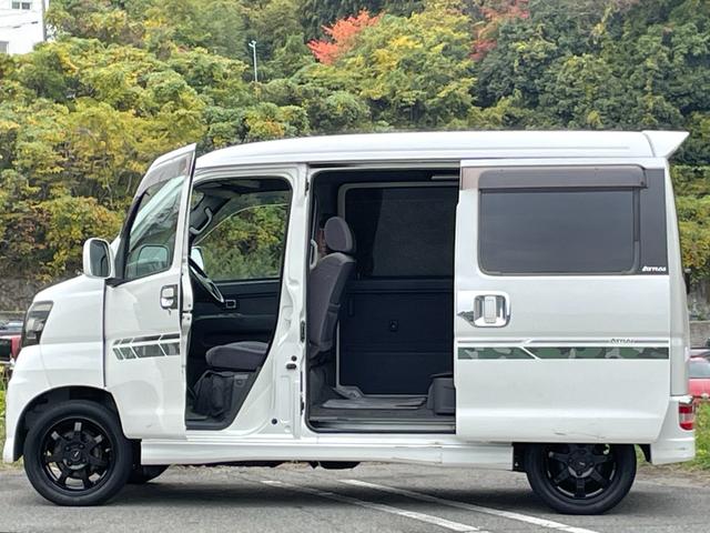 買取直売はメリット多数あり♪通常中古車の流通にかかるマージンを大幅にカット出来るので他社様の同年式車両と比べてありえない価格が実現できます♪訳アリ車両では御座いませんのでご安心ください☆