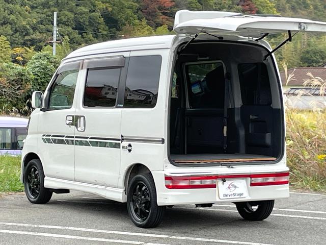 【一般店】前オーナー様⇒買取店⇒オートオークション⇒販売店⇒新しいオーナー様　【当社】前オーナー様⇒ドライブステージ⇒新しいオーナー様　この仕組みで当店では【安心】と【お得】を追及させて頂いております