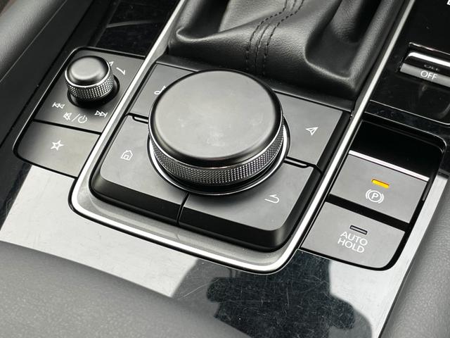 ＭＡＺＤＡ３ファストバック １５Ｓツーリング　禁煙車　純正ナビ　衝突軽減システム　レーンキープ　レーダークルーズコントロール　フルセグＴＶ　バックカメラ　ＢＳＭ　ＨＵＤ　ＬＥＤヘッドライト　ＥＴＣ　ドラレコ　Ｂｌｕｅｔｏｏｔｈ　ＵＳＢ　点検整備付（22枚目）