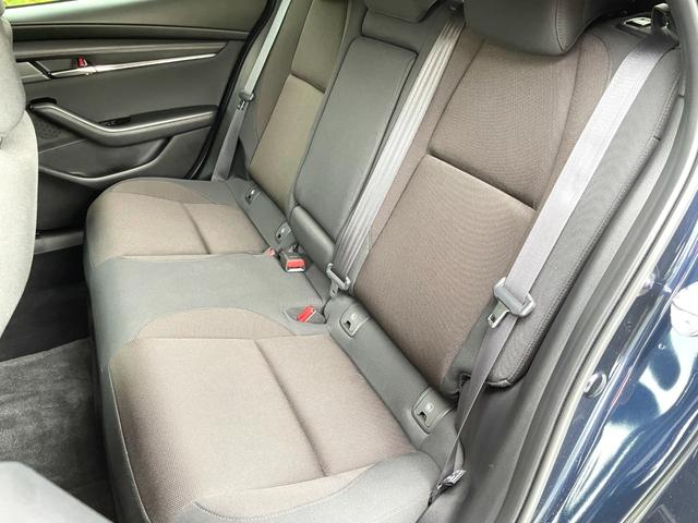 ＭＡＺＤＡ３ファストバック １５Ｓツーリング　禁煙車　純正ナビ　衝突軽減システム　レーンキープ　レーダークルーズコントロール　フルセグＴＶ　バックカメラ　ＢＳＭ　ＨＵＤ　ＬＥＤヘッドライト　ＥＴＣ　ドラレコ　Ｂｌｕｅｔｏｏｔｈ　ＵＳＢ　点検整備付（42枚目）