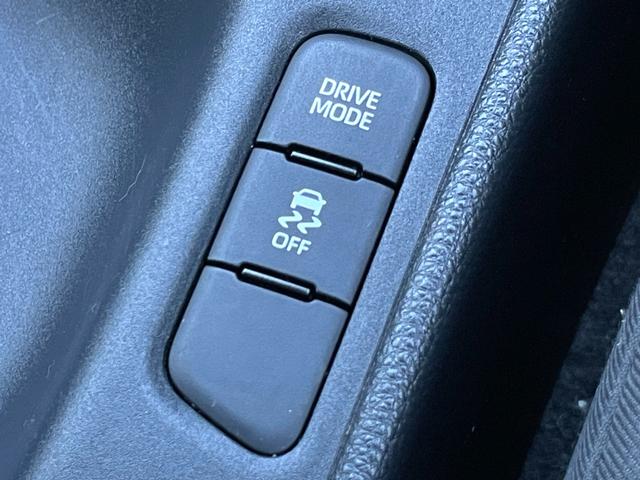 ヤリス Ｚ　禁煙車　ワンオーナー　純正ナビ　衝突軽減システム　レーダークルコン　　レーンキープ　バックカメラ　Ｂｌｕｅｔｏｏｔｈ　スマートキー２つ　シートヒーター　ステアヒーター　ＥＴＣ　ＵＳＢ　法定整備付（25枚目）