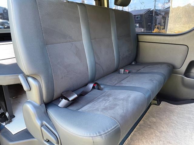 ハイエースバン スーパーGL ダークプライムII 禁煙車 ベットキット 社外ナビ フルセグTV 衝突軽減システム 両側電動スライドドア レーンキープ Bカメラ ETC LED フォグ ドラレコ Bluetooth USB スマートキー2個 車検整備付(10枚目)