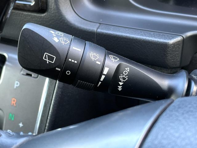 ハイエースバン スーパーGL ダークプライムII 禁煙車 ベットキット 社外ナビ フルセグTV 衝突軽減システム 両側電動スライドドア レーンキープ Bカメラ ETC LED フォグ ドラレコ Bluetooth USB スマートキー2個 車検整備付(24枚目)