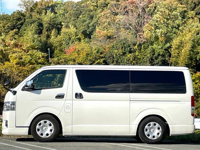 ハイエースバン スーパーGL ダークプライムII 禁煙車 ベットキット 社外ナビ フルセグTV 衝突軽減システム 両側電動スライドドア レーンキープ Bカメラ ETC LED フォグ ドラレコ Bluetooth USB スマートキー2個 車検整備付(33枚目)