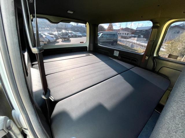ハイエースバン スーパーGL ダークプライムII 禁煙車 ベットキット 社外ナビ フルセグTV 衝突軽減システム 両側電動スライドドア レーンキープ Bカメラ ETC LED フォグ ドラレコ Bluetooth USB スマートキー2個 車検整備付(44枚目)
