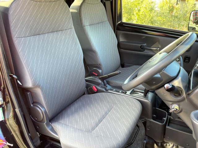 スーパーキャリイ Ｘ　禁煙車　衝突軽減システム　４ＷＤ　ワンオーナー車　キーレス　三方開　オーバーヘットシェルフ　ゲートプロテクタ　荷台マット　ＣＤチューナー　点検整備付（9枚目）