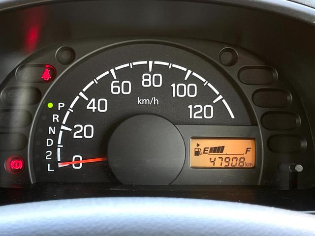 スーパーキャリイ Ｘ　禁煙車　衝突軽減システム　４ＷＤ　ワンオーナー車　キーレス　三方開　オーバーヘットシェルフ　ゲートプロテクタ　荷台マット　ＣＤチューナー　点検整備付（21枚目）