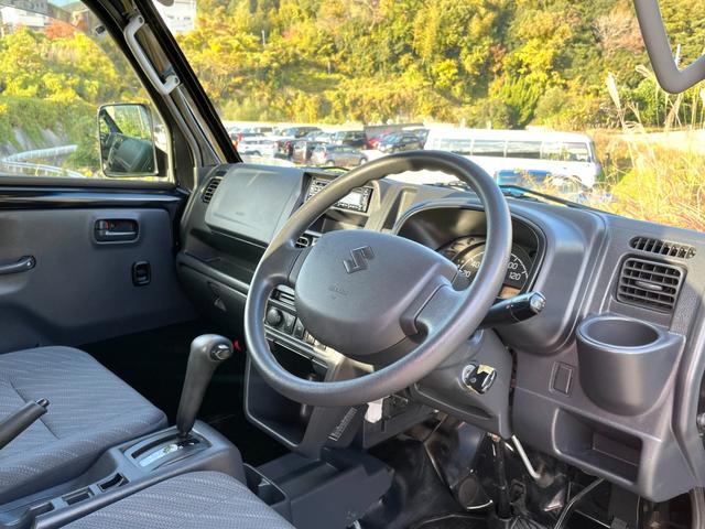 スーパーキャリイ Ｘ　禁煙車　衝突軽減システム　４ＷＤ　ワンオーナー車　キーレス　三方開　オーバーヘットシェルフ　ゲートプロテクタ　荷台マット　ＣＤチューナー　点検整備付（25枚目）