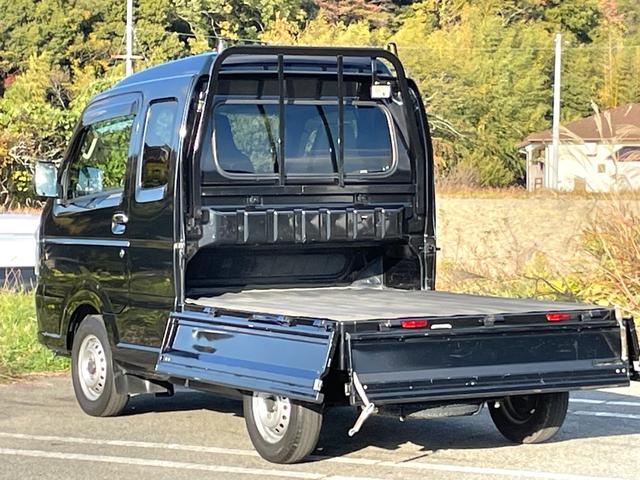 スーパーキャリイ Ｘ　禁煙車　衝突軽減システム　４ＷＤ　ワンオーナー車　キーレス　三方開　オーバーヘットシェルフ　ゲートプロテクタ　荷台マット　ＣＤチューナー　点検整備付（29枚目）