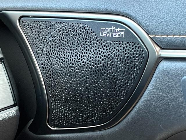 ＥＳ ＥＳ３００ｈ　バージョンＬ　後期型　禁煙　サンルーフ　マークレビンソンプレミアムサラウンドサウンドシステム　本革シート　パノラミックビューモニター　本革シート　１２．３型ナビ　３眼フルＬＥＤ　デジタルインナーミラー　ユーザー買取（18枚目）