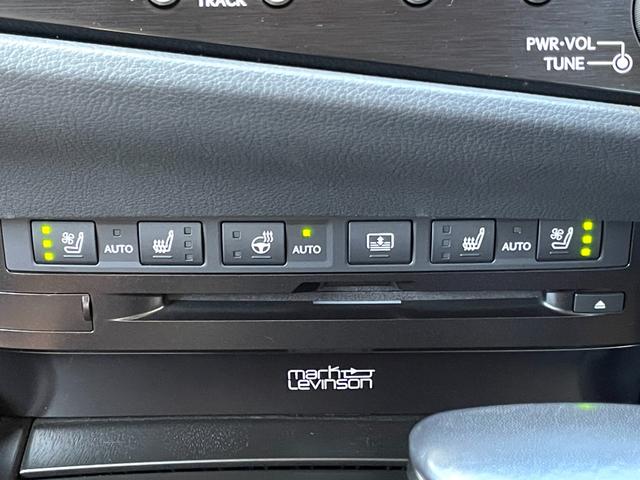 ＥＳ ＥＳ３００ｈ　バージョンＬ　後期型　禁煙　サンルーフ　マークレビンソンプレミアムサラウンドサウンドシステム　本革シート　パノラミックビューモニター　本革シート　１２．３型ナビ　３眼フルＬＥＤ　デジタルインナーミラー　ユーザー買取（19枚目）