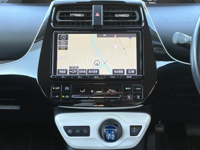 プリウス Ｓセーフティプラス　禁煙車　純正９インチナビ　レーダークルーズコントロール　衝突軽減システム　フルセグＴＶ　バックカメラ　ドラレコ　ＥＴＣ　Ｂｌｕｅｔｏｏｔｈ　ＬＥＤヘッドライト　スマートキー２個　ユーザー買取車（22枚目）