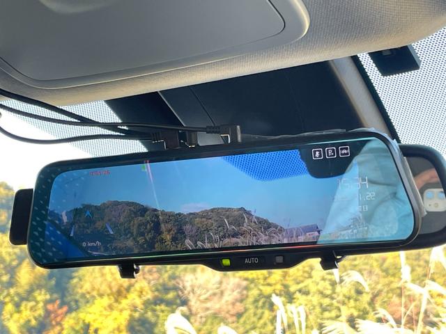 プリウス Ｓセーフティプラス　禁煙車　純正９インチナビ　レーダークルーズコントロール　衝突軽減システム　フルセグＴＶ　バックカメラ　ドラレコ　ＥＴＣ　Ｂｌｕｅｔｏｏｔｈ　ＬＥＤヘッドライト　スマートキー２個　ユーザー買取車（24枚目）