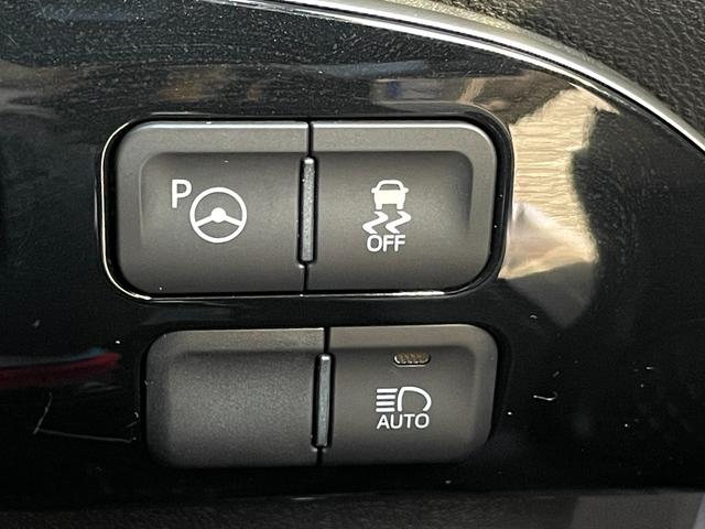 プリウス Ｓセーフティプラス　禁煙車　純正９インチナビ　レーダークルーズコントロール　衝突軽減システム　フルセグＴＶ　バックカメラ　ドラレコ　ＥＴＣ　Ｂｌｕｅｔｏｏｔｈ　ＬＥＤヘッドライト　スマートキー２個　ユーザー買取車（26枚目）