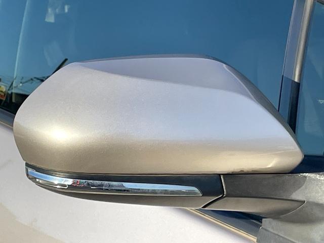 プリウス Ｓセーフティプラス　禁煙車　純正９インチナビ　レーダークルーズコントロール　衝突軽減システム　フルセグＴＶ　バックカメラ　ドラレコ　ＥＴＣ　Ｂｌｕｅｔｏｏｔｈ　ＬＥＤヘッドライト　スマートキー２個　ユーザー買取車（46枚目）