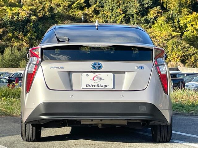 プリウス Ｓセーフティプラス　禁煙車　純正９インチナビ　レーダークルーズコントロール　衝突軽減システム　フルセグＴＶ　バックカメラ　ドラレコ　ＥＴＣ　Ｂｌｕｅｔｏｏｔｈ　ＬＥＤヘッドライト　スマートキー２個　ユーザー買取車（49枚目）